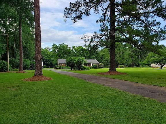2nd image of 103 Mossy Lake Rd