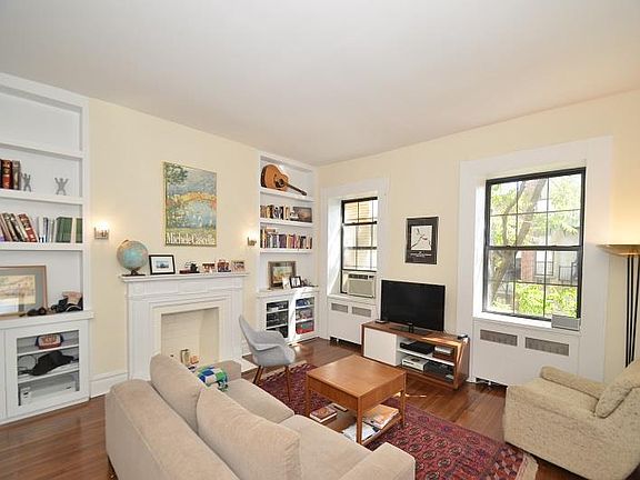 2nd image of 30 W 9th St APT 4B