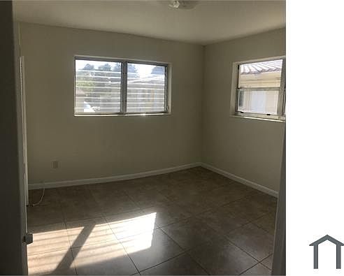 3rd image of 12920 NE 16th Ave #1