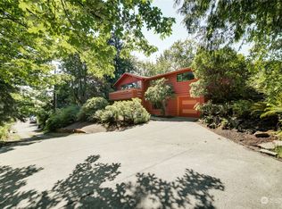 10058 35th Ave NE, Seattle, WA
