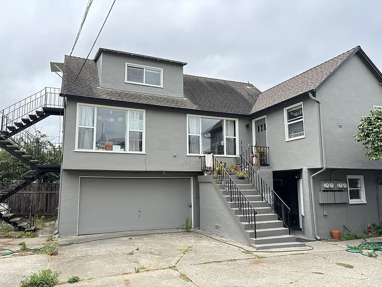 1642 Russell St #C — Photo 14