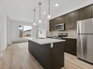 655 S Shawnee Sq SW #309, Calgary, AB T2Y0W4