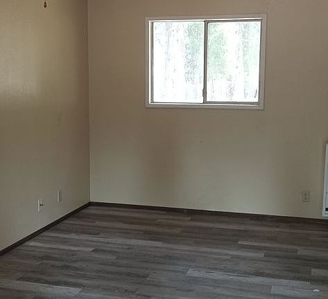 3rd image of 36782 Woods Ave #7