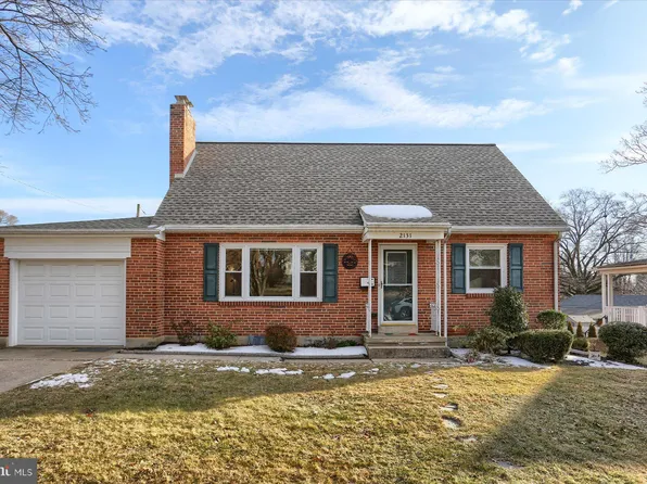 2131 Chestnut St, Camp Hill, PA 17011