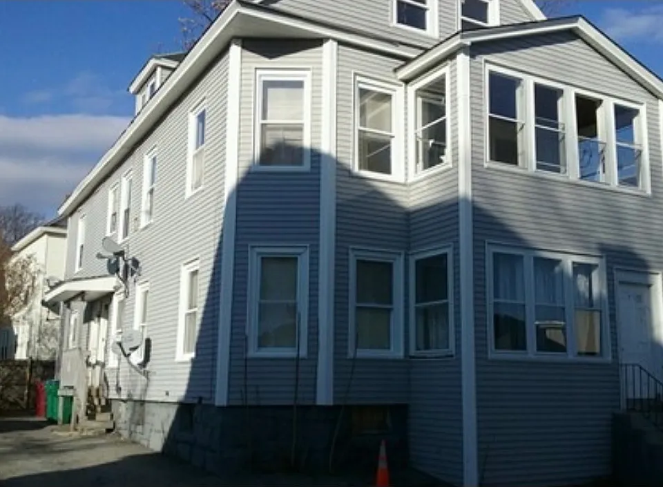 15-17 Cranes Ave