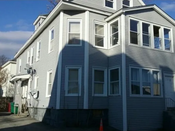 15-17 Cranes Ave, Lowell, MA 01854