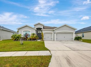 6721 Castle Green Pl, Zephyrhills, FL 33541