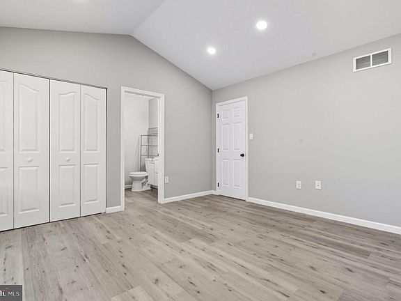 3rd image of 306 E Harvest Ln