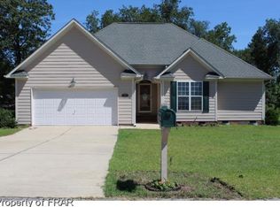 112 Woodland Ct, Raeford, NC 28376