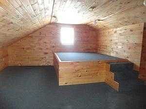 2nd Floor Bedroom (adjacemnt room)