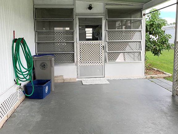 2nd image of 214 Liberty St