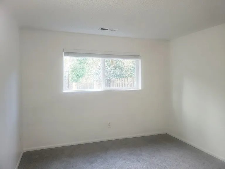 14440 SW Barlow Rd — Photo 12