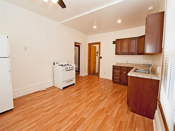 Kitchen - 3