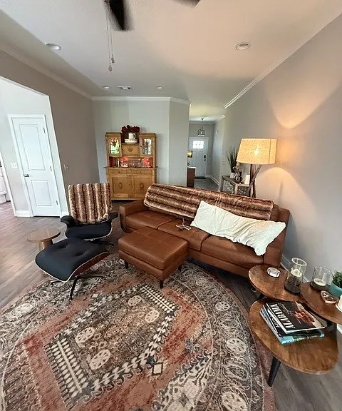 5335 University Gardens Dr — Photo 6