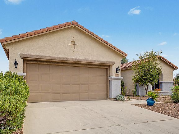 2nd image of 9373 N Sombrero Canyon Dr