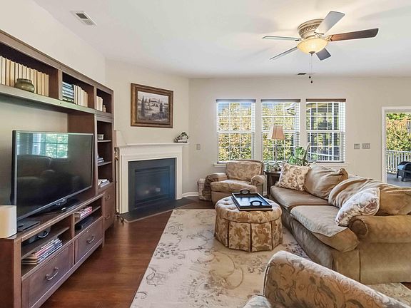 2nd image of 7404 Bedford Ridge Dr