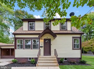 30 Oak Ln, Lindenwold, NJ 08021