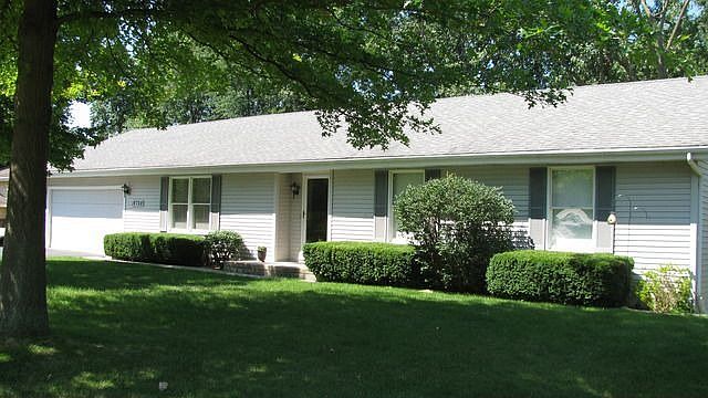 1st image of 18728 S Rose Ln