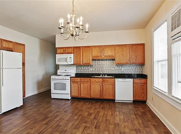 5th image of 3714 Johnson St