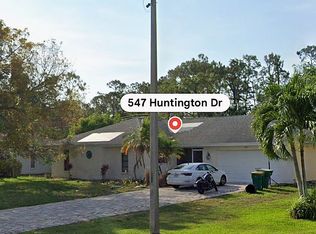 547 Huntington Dr, Naples, FL 34109