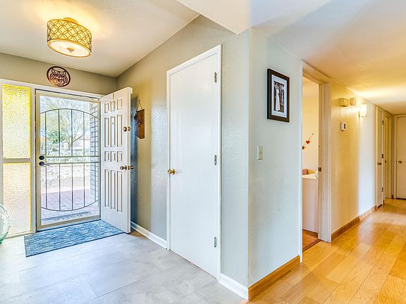 4th image of 2401 W Dante Way