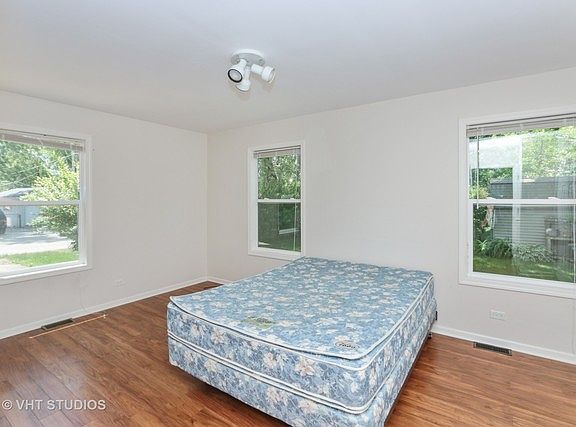 5th image of 1426 Idlewild Dr