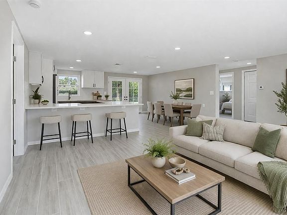 4th image of 5543 Quist Dr