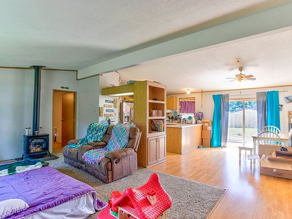 4th image of 6326 202nd Street Ct E