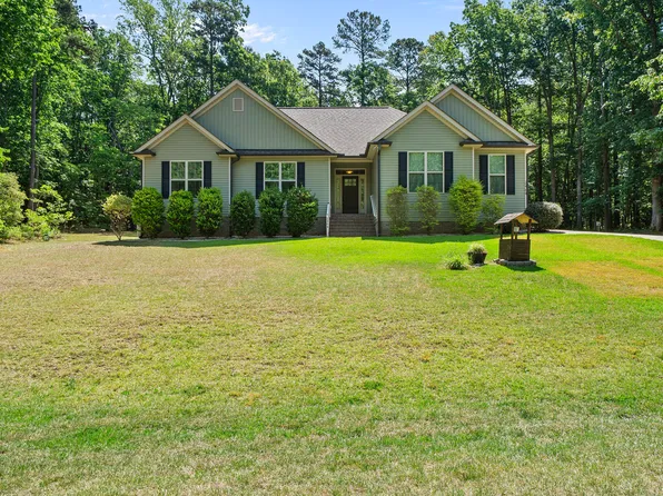 2464 Golden Forest Dr, Franklinton, NC 27525