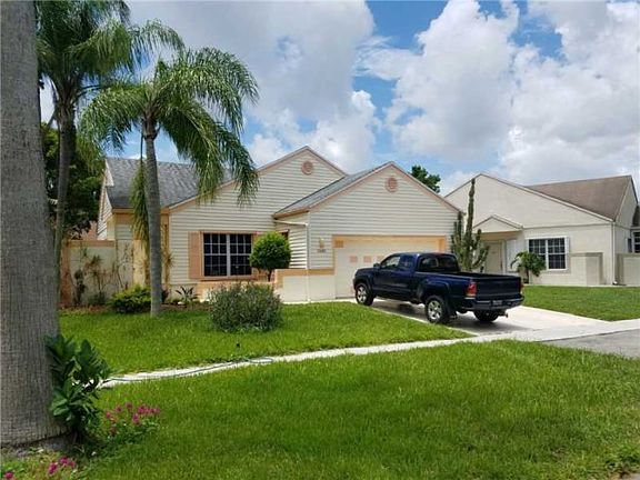 4th image of 1110 SW 86th Ave