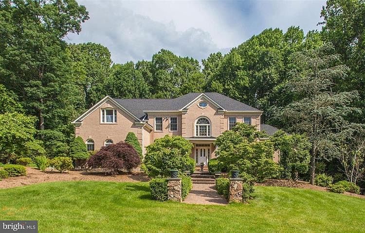 1st image of 12004 Bennett Farms Ct