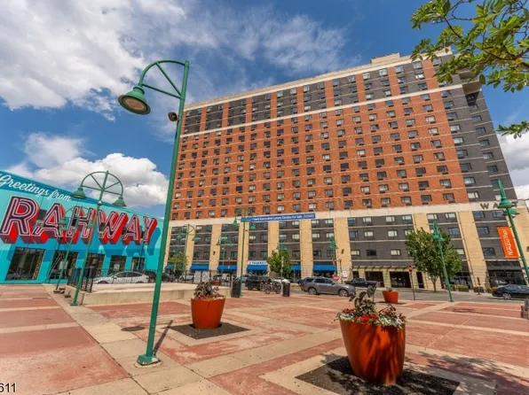 1 Carriage City Plz #807, Rahway City, NJ 07065