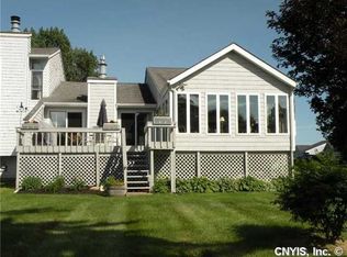 21802 Club Rd, Alexandria Bay, NY 13607