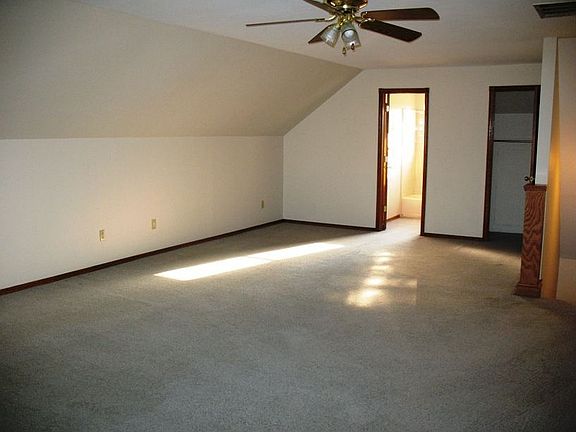 5th image of 7712 NW Lancet Ln