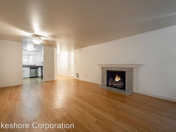 3rd image of 13862 NE 8th St #11159034