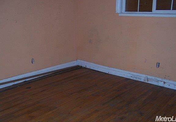 5th image of 605 S Laurel St