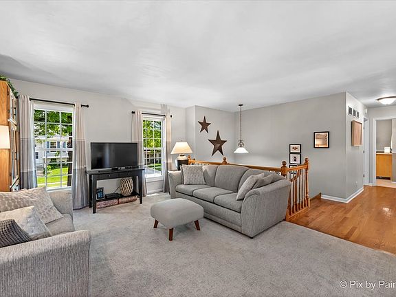 3rd image of 600 Radnor Dr