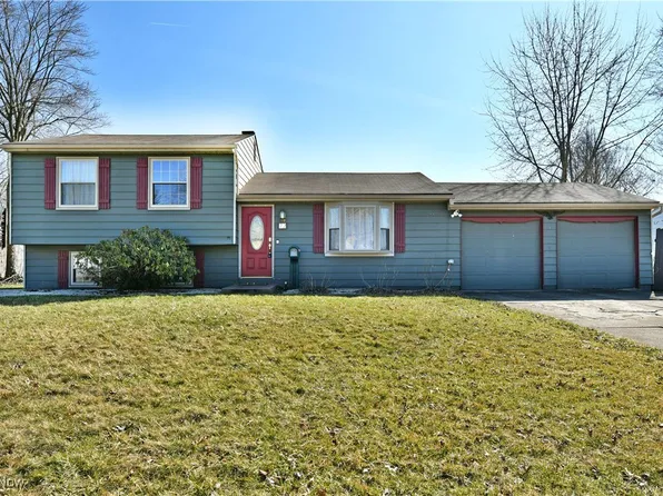 72 Summerberry Ln, Niles, OH 44446