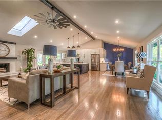 9313 Delmar St, Prairie Village, KS 66207