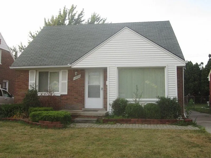 16805 Stricker Ave photo 1
