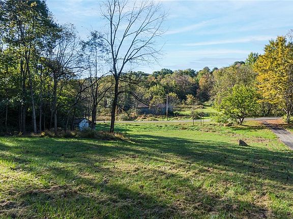 2nd image of 17557 McKee Hill Rd
