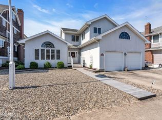 35 3rd Ave, Normandy Beach, NJ 08739