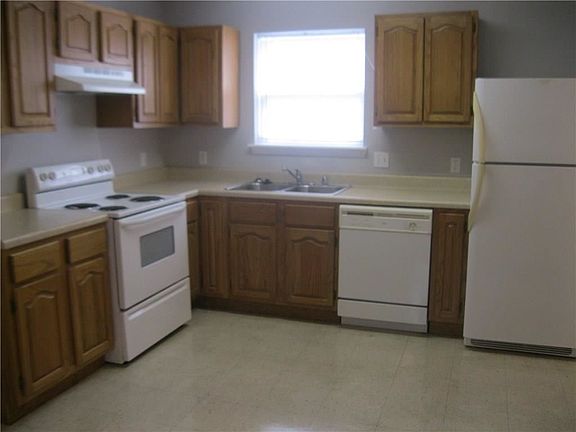 3rd image of 1677 W Neptune St APT 7