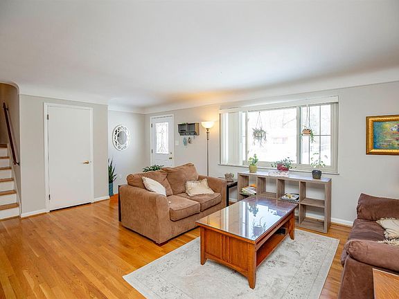 4th image of 8990 Cherry Blossom Ln