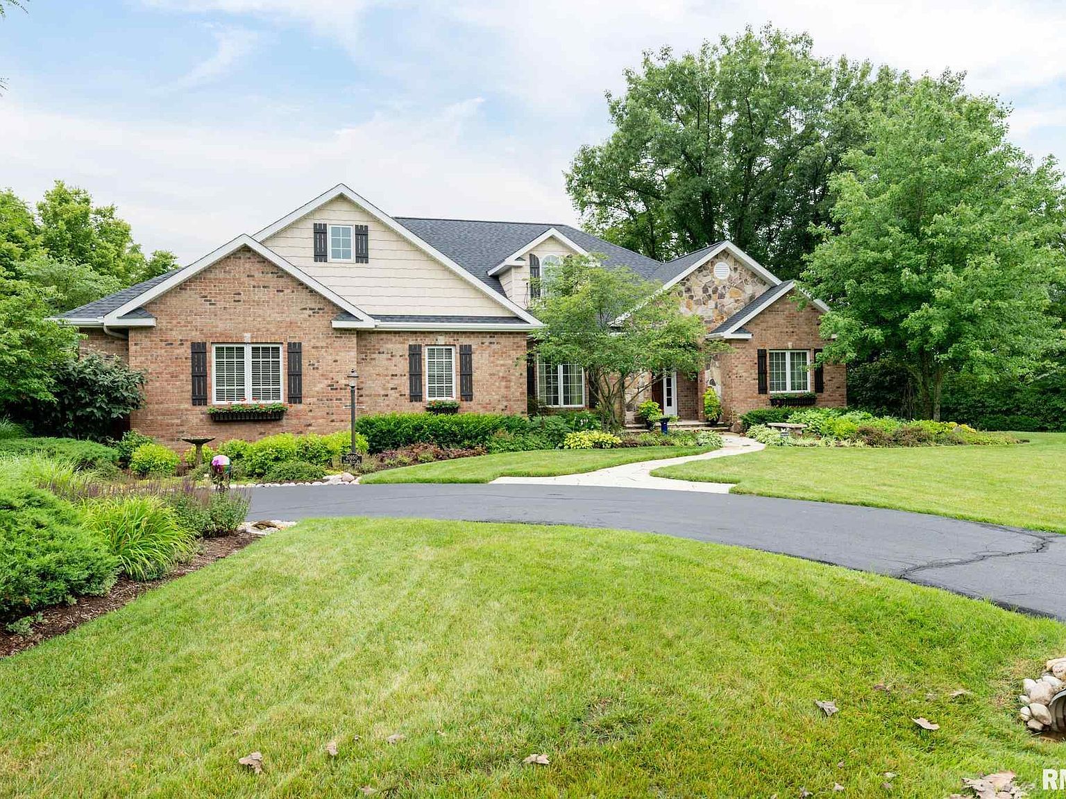 20950 N Deer Bluffs Dr, Chillicothe, IL 61523 Zillow