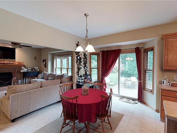 4th image of 118 Willowbend Dr