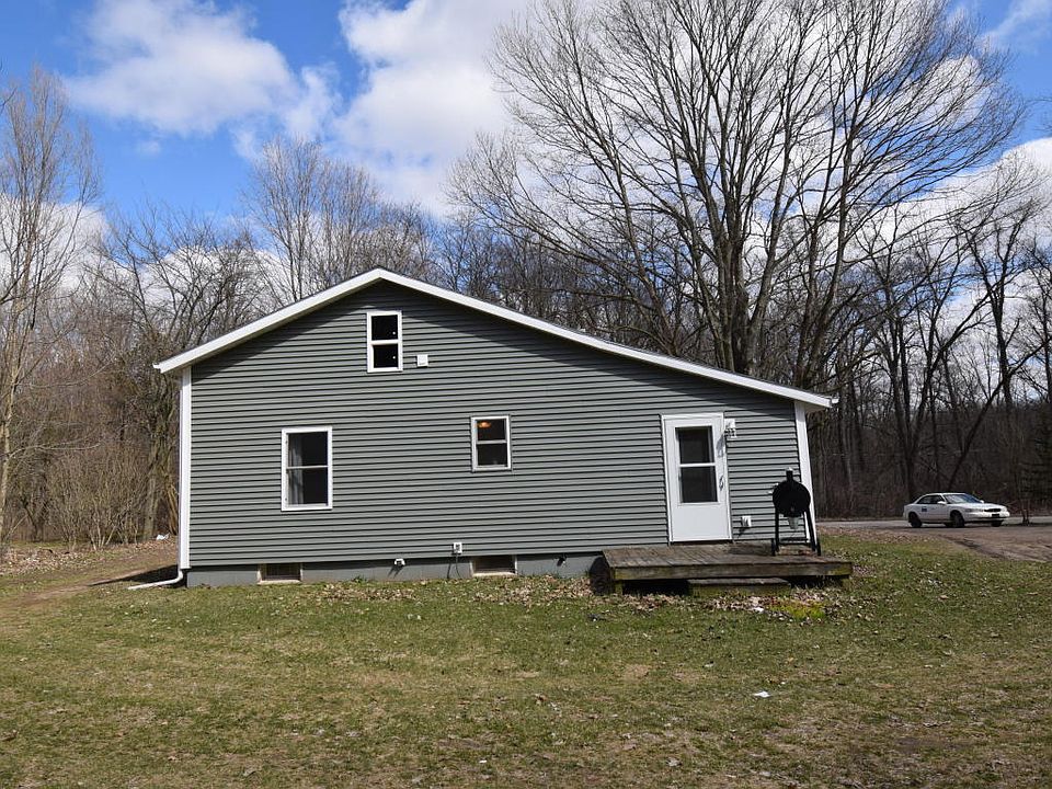1st image of 322 Blackman St