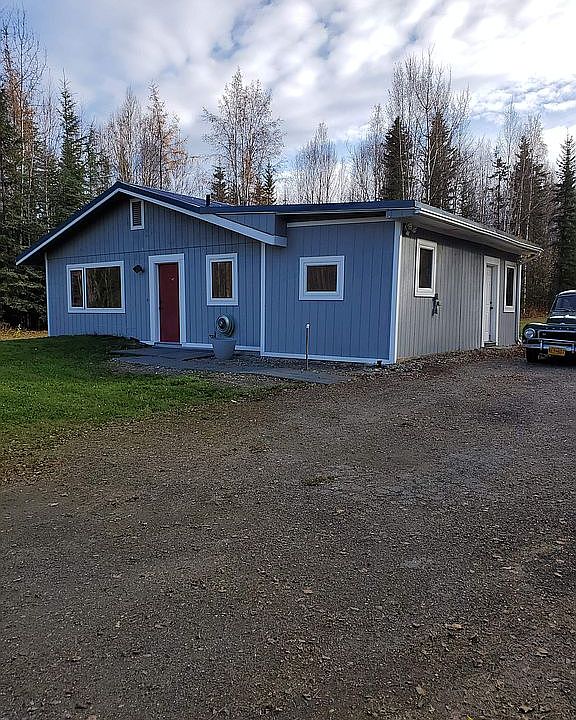 1st image of 2399 Poppy Dr