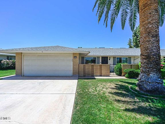 3rd image of 10217 W BOLIVAR Drive