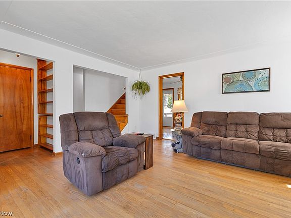 4th image of 418 Louisiana Ave